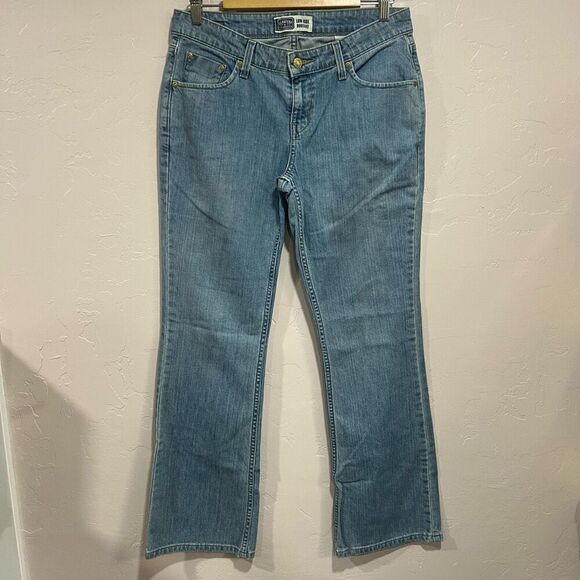 Signature By Levi Strauss & Co Womens Boot Cut Jeans Blue Low Rise Denim size 6 - Picture 1 of 8